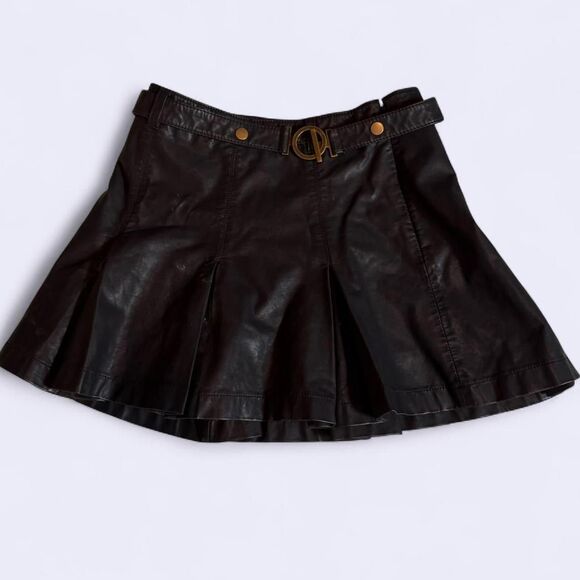 Free People Women's Black Faux Leather Mini Pleated Skirt Size 2 - Picture 1 of 4